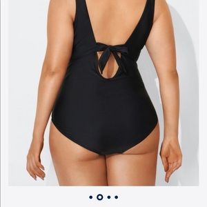 Woman’s One Piece Swimsuit NWT